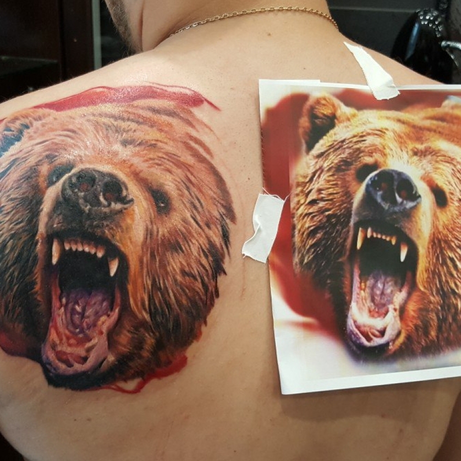 Татуировки медведь и кровь
